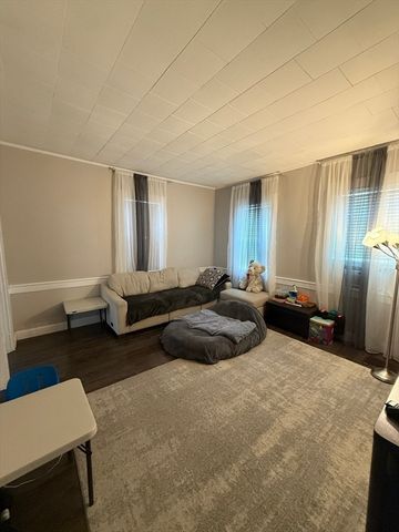 86 Oak Street A, Waltham, MA 02453