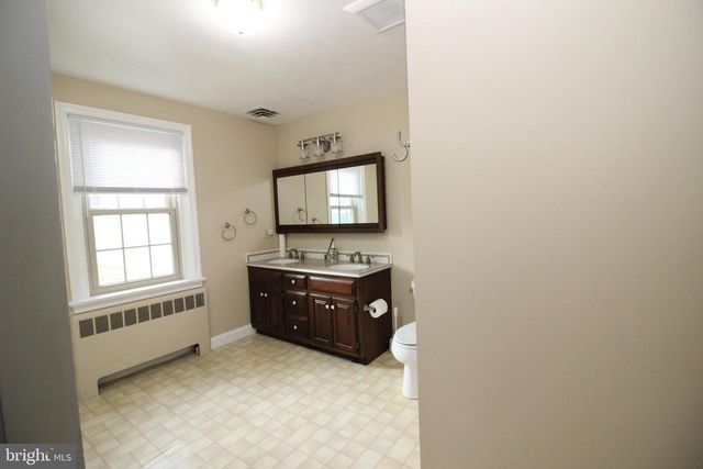 920 COLUMBIA AVE, Lansdale, PA 19446