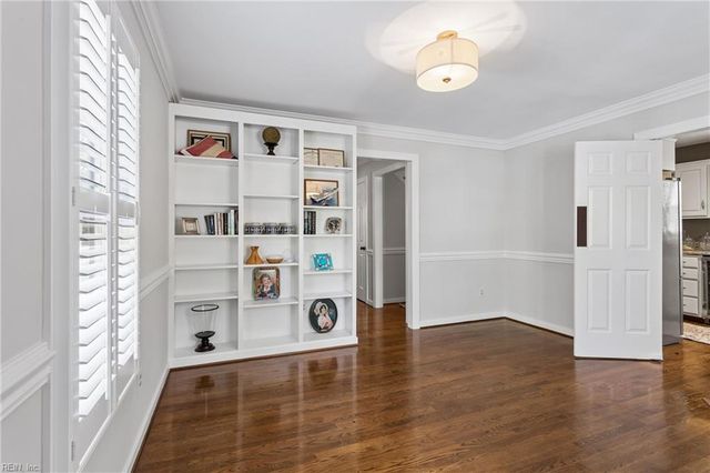 105 Edward Wakefield, Williamsburg, VA 23185