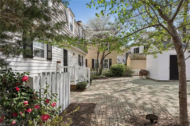 105 Edward Wakefield, Williamsburg, VA 23185