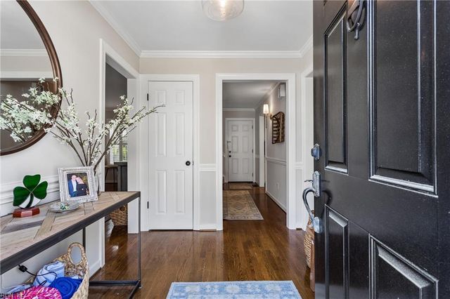 105 Edward Wakefield, Williamsburg, VA 23185