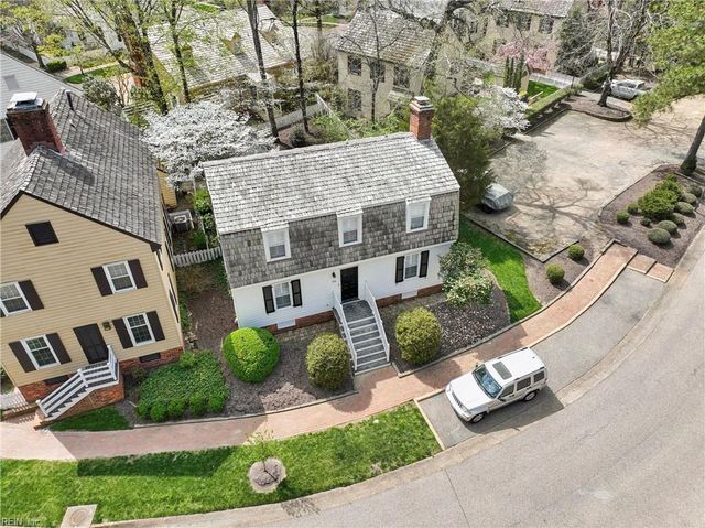 105 Edward Wakefield, Williamsburg, VA 23185