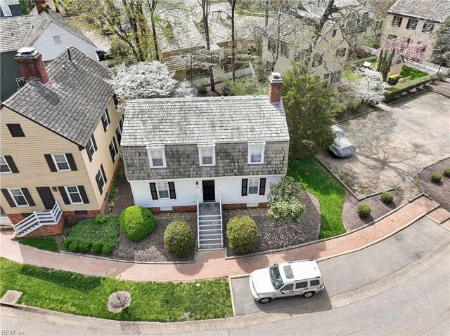 105 Edward Wakefield, Williamsburg, VA 23185