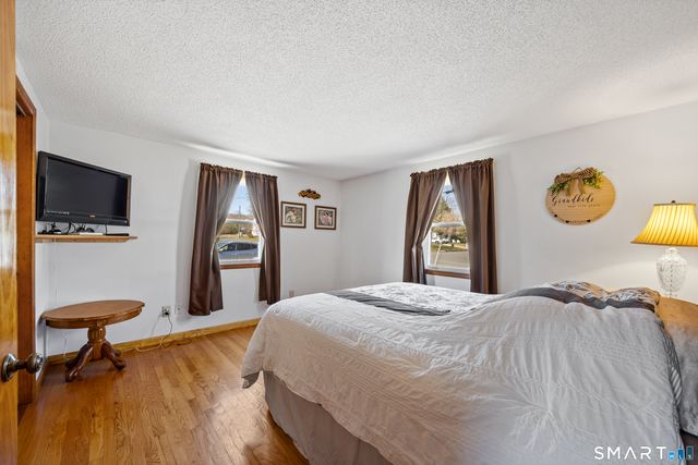 33 Provencher Drive, Plainville, CT 06062