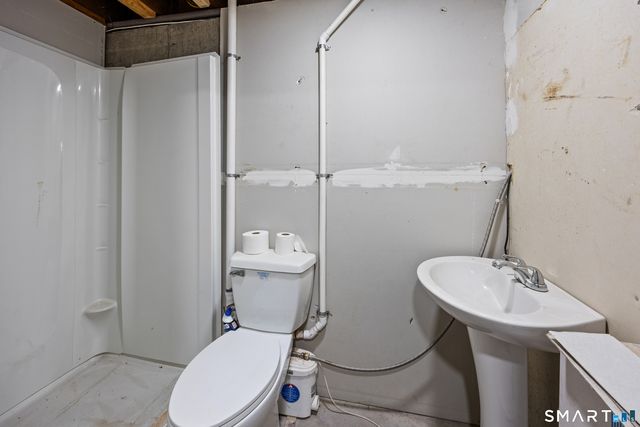 33 Provencher Drive, Plainville, CT 06062