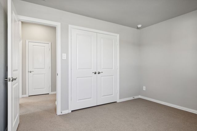 9353 Lone Maverick Drive, Fort Worth, TX 76036