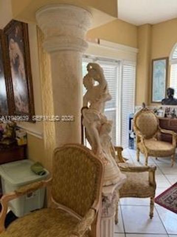 10060 SW 122nd Ave, Miami, FL 33186