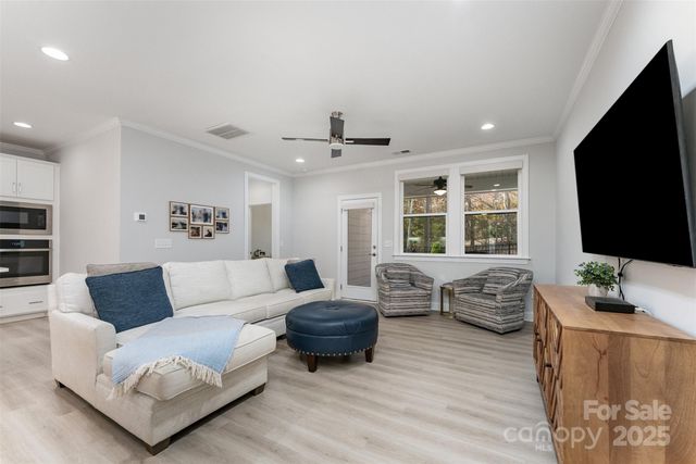 10504 Audubon Ridge Drive, Cornelius, NC 28031