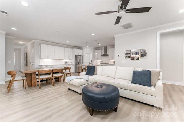 10504 Audubon Ridge Drive, Cornelius, NC 28031