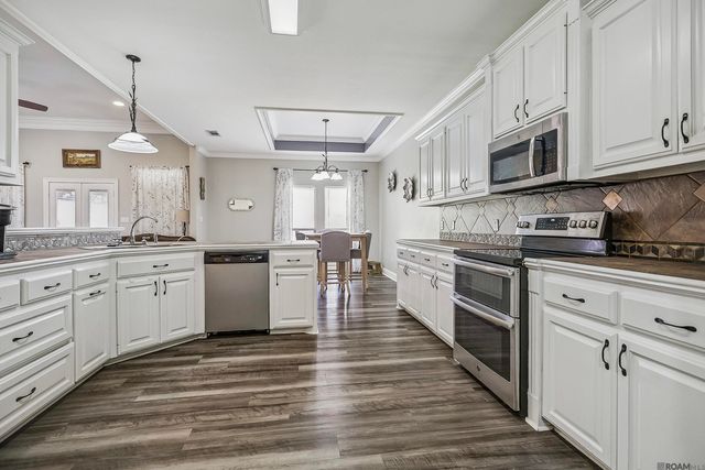33990 Renee Ave, Denham Springs, LA 70706