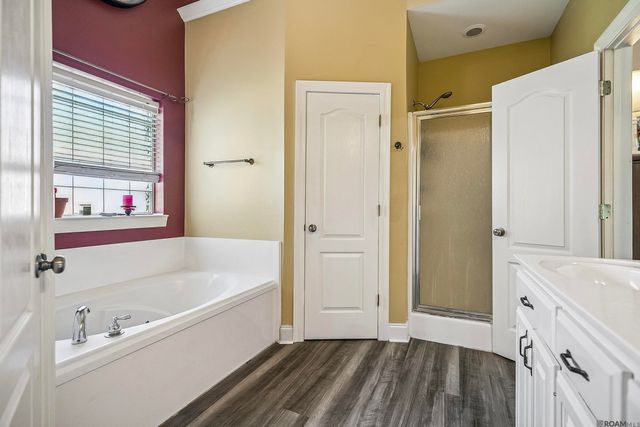 33990 Renee Ave, Denham Springs, LA 70706