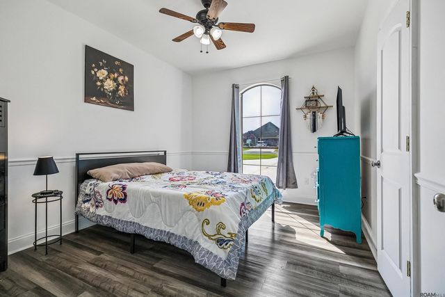 33990 Renee Ave, Denham Springs, LA 70706