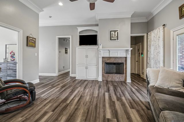 33990 Renee Ave, Denham Springs, LA 70706