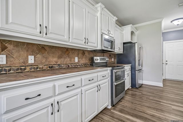 33990 Renee Ave, Denham Springs, LA 70706