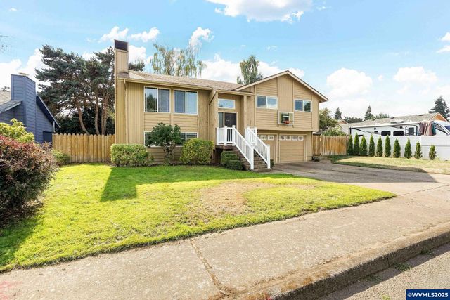 1926 Modoc Dr NE, Keizer, OR 97303