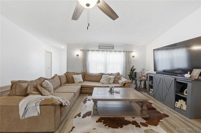 4120 Everett Avenue, Spring Hill, FL 34609