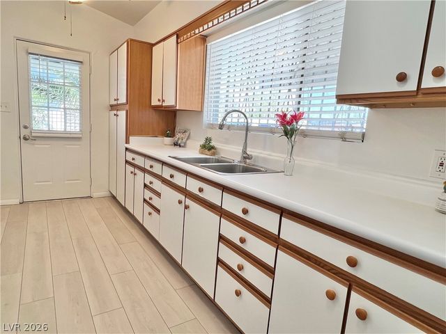 2300 Santa Clara Drive, Las Vegas, NV 89104