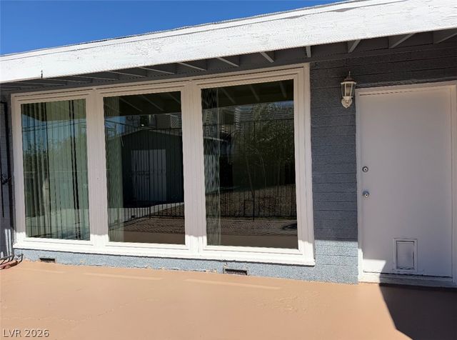 2300 Santa Clara Drive, Las Vegas, NV 89104