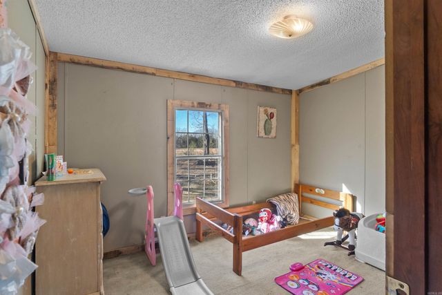 140 Whispering Oak Drive, Searcy, AR 72143