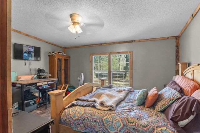 140 Whispering Oak Drive, Searcy, AR 72143