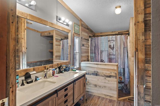 140 Whispering Oak Drive, Searcy, AR 72143