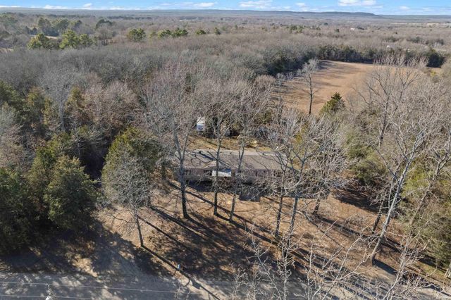 140 Whispering Oak Drive, Searcy, AR 72143