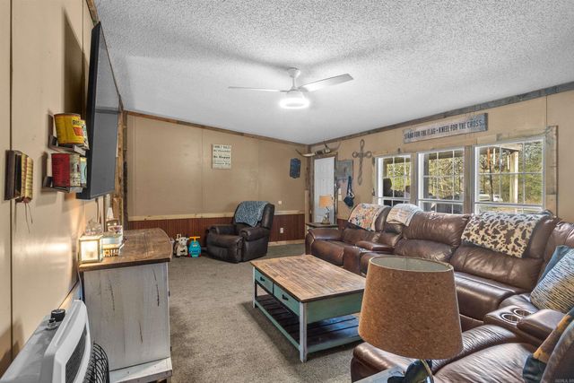 140 Whispering Oak Drive, Searcy, AR 72143