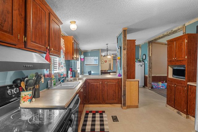 140 Whispering Oak Drive, Searcy, AR 72143