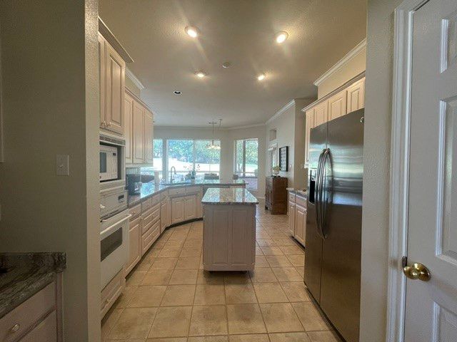 558 Timber Ridge Drive, Trophy Club, TX 76262
