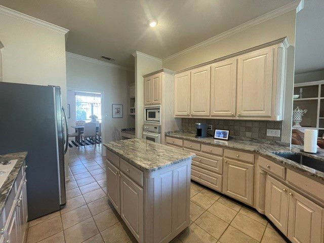 558 Timber Ridge Drive, Trophy Club, TX 76262