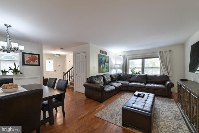 100 VICTORIA DR, Montgomeryville, PA 18936