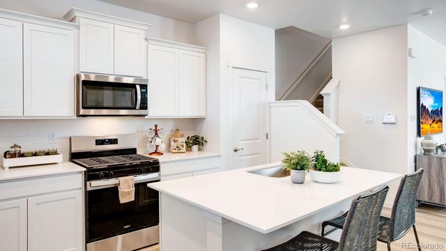 930 Red Star Lane, Johnstown, CO 80534