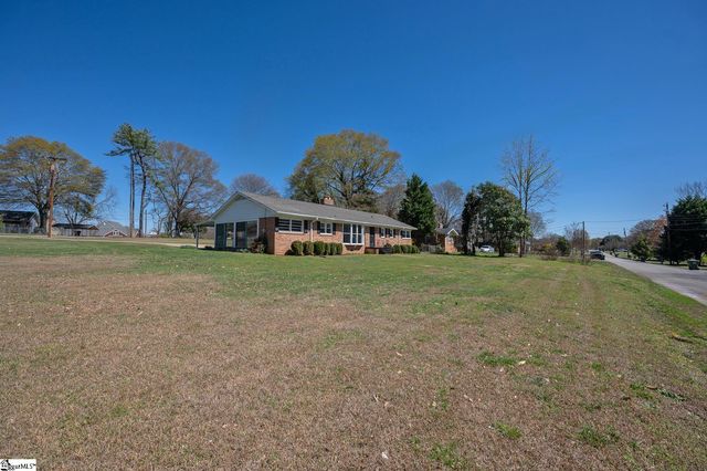 101 Benjamin Avenue, Greer, SC 29651