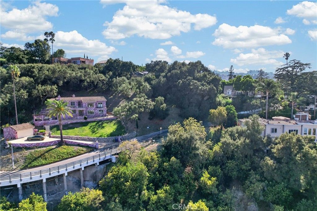 4036 Sunswept, Studio City, CA 91604 — exterior