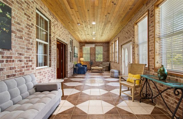 1193 Dogwood Drive, Chandler, TX 75758