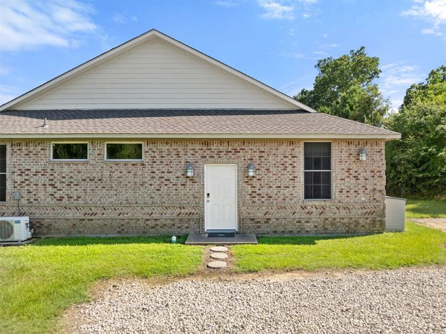 1193 Dogwood Drive, Chandler, TX 75758
