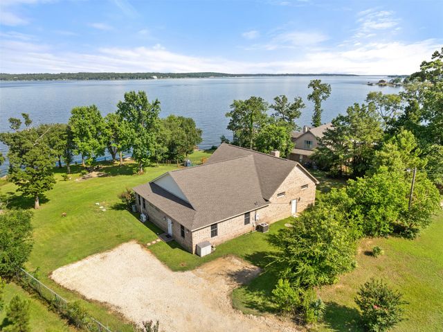 1193 Dogwood Drive, Chandler, TX 75758