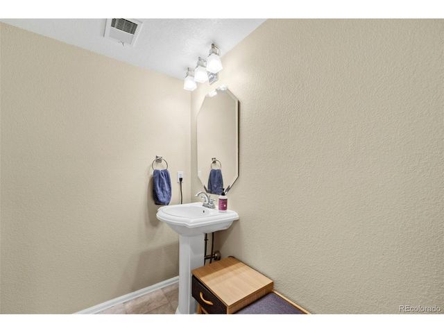 9314 Wiltshire Dr, Highlands Ranch, CO 80130