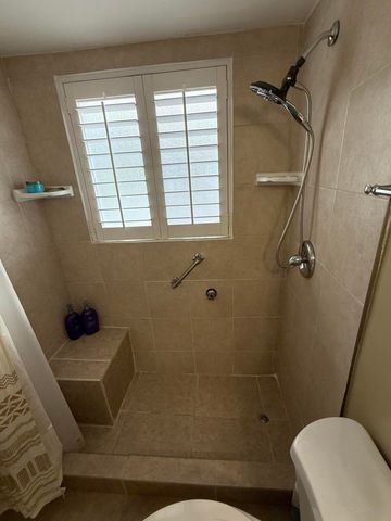 3160 Lake Osborne Drive 112, Lake Worth Beach, FL 33461