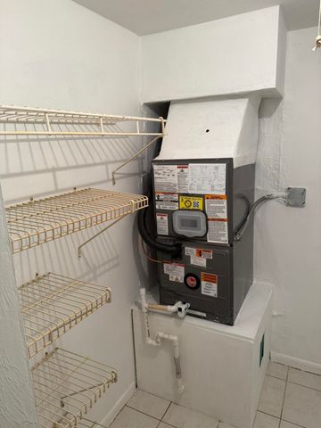 3160 Lake Osborne Drive 112, Lake Worth Beach, FL 33461