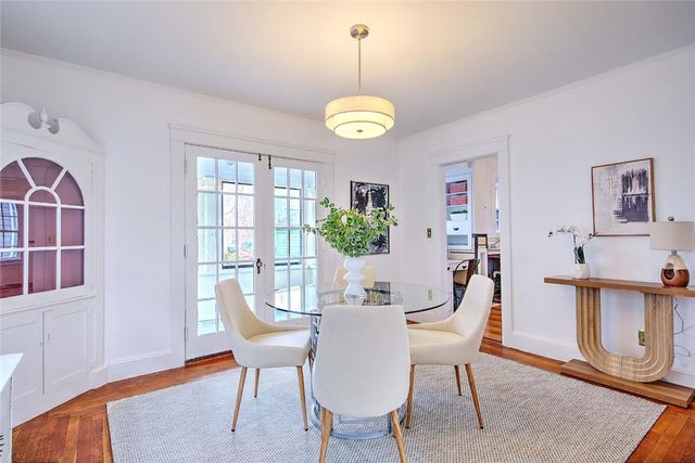 89 Dexterdale Road, Providence, RI 02906