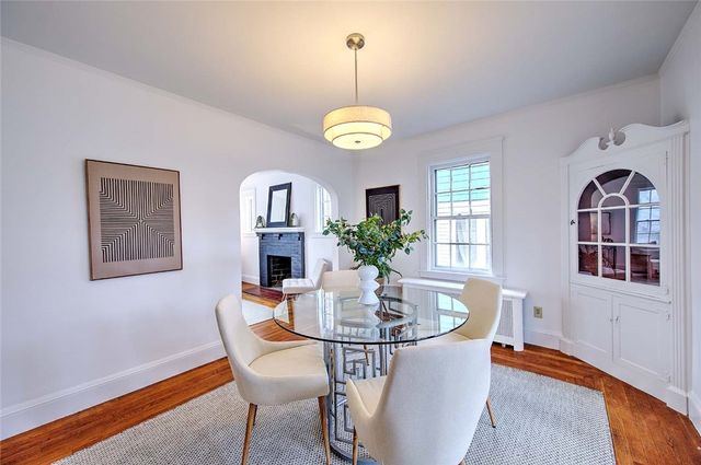 89 Dexterdale Road, Providence, RI 02906