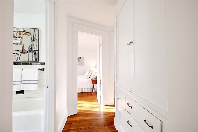 89 Dexterdale Road, Providence, RI 02906