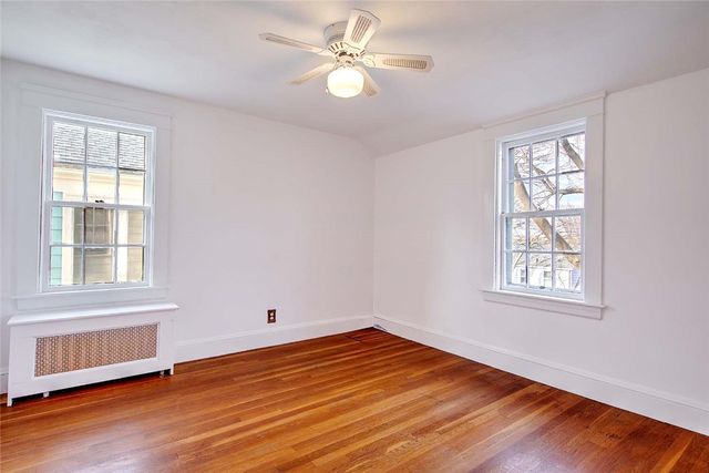 89 Dexterdale Road, Providence, RI 02906