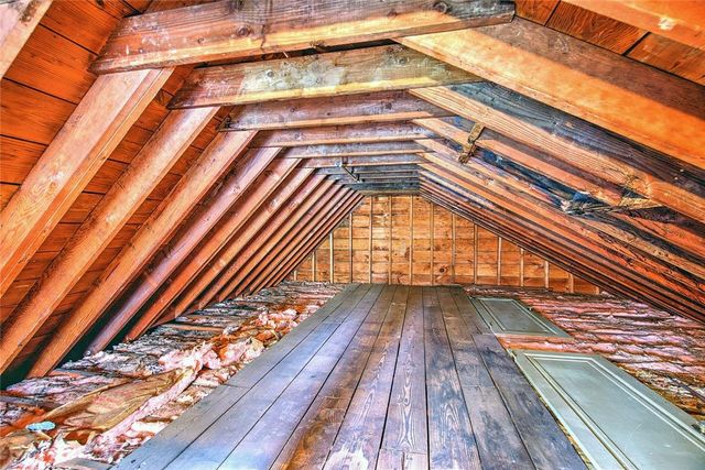 89 Dexterdale Road, Providence, RI 02906