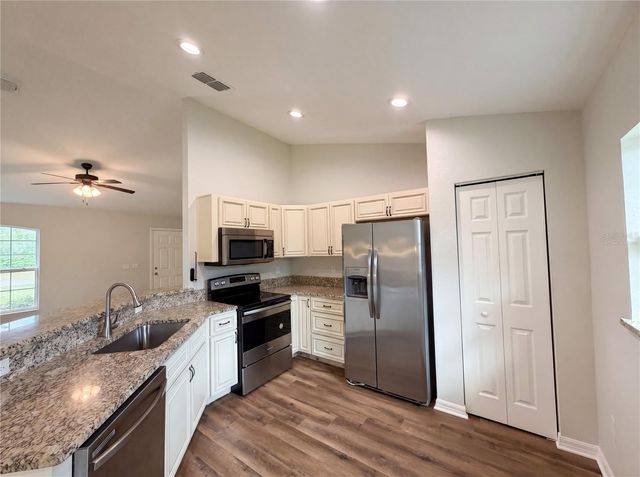 17451 SW 25TH CIRCLE, Ocala, FL 34473