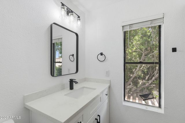 8825 S 48TH Street 1, Phoenix, AZ 85044