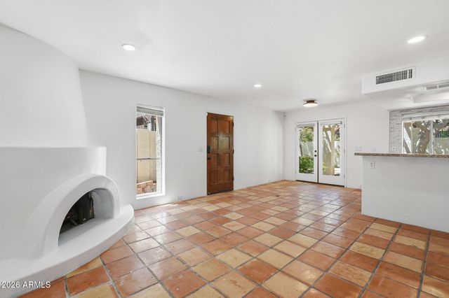 8825 S 48TH Street 1, Phoenix, AZ 85044