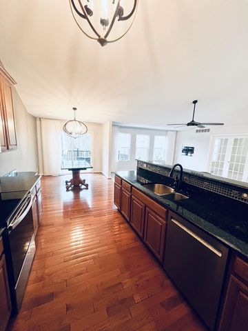 2242 Bluegrama Drive, Burlington, KY 41005