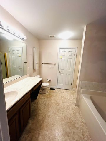 2242 Bluegrama Drive, Burlington, KY 41005